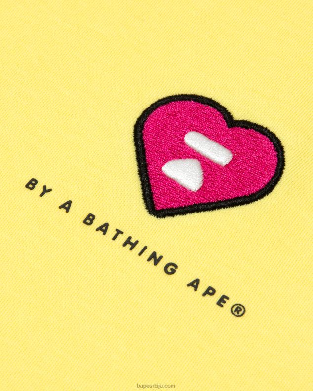 жута Жене A Bathing Ape мајица са изрезивањем срца J4280964