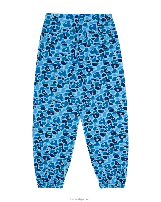 светло плава Жене A Bathing Ape штампане карго панталоне J4280949