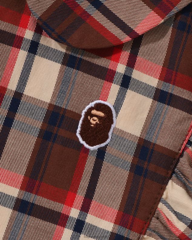 јарко црвена клинци A Bathing Ape једноделни округли овратник са мини каром J42801327