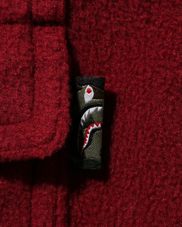 јарко црвена клинци A Bathing Ape јакна од ајкуле J42801641