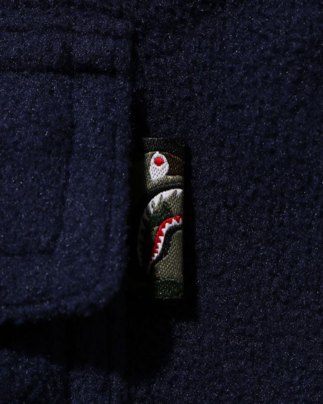 Плави клинци A Bathing Ape јакна од ајкуле J42801642