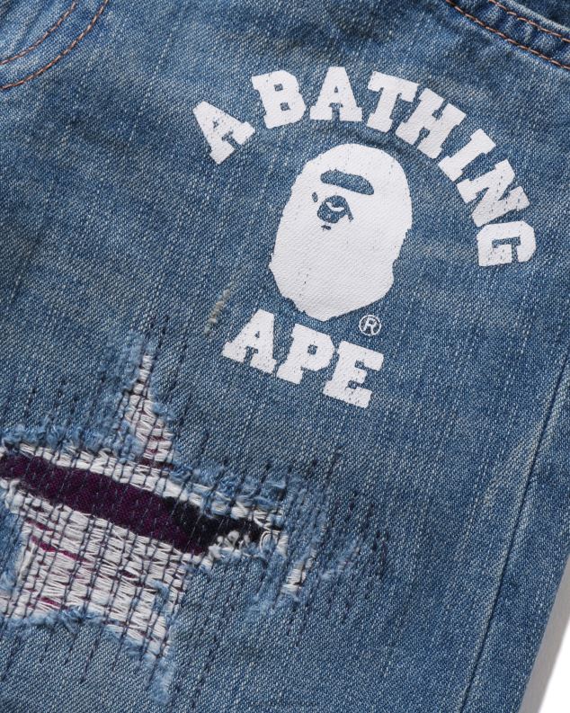 тексас клинци A Bathing Ape боје цамо закрпљене оштећене тексас панталоне J42801630