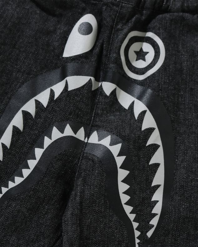 црн клинци A Bathing Ape ајкула тексас панталоне за трчање J42801793