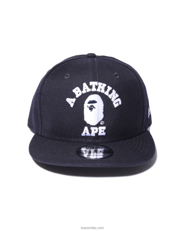 Морнарско плаво мушкарци A Bathing Ape колеџ нова ера снап бацк цап J4280576