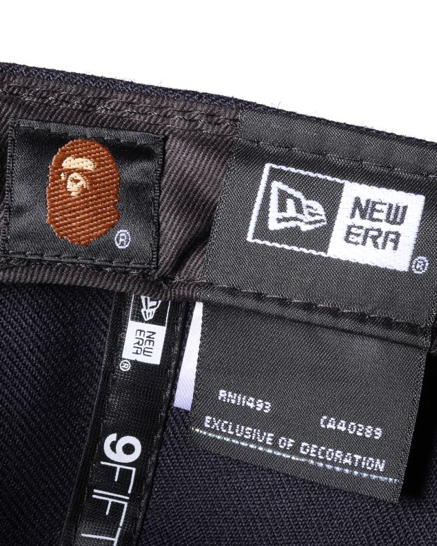 Морнарско плаво мушкарци A Bathing Ape колеџ нова ера снап бацк цап J4280576