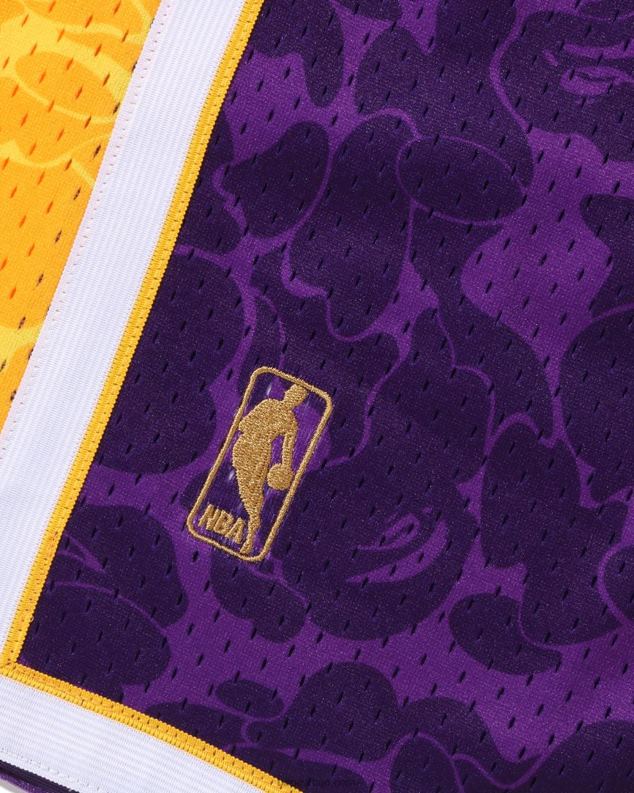 љубичаста мушкарци A Bathing Ape к м&н шортс од дреса Лос Анђелес Лејкерса J4280361
