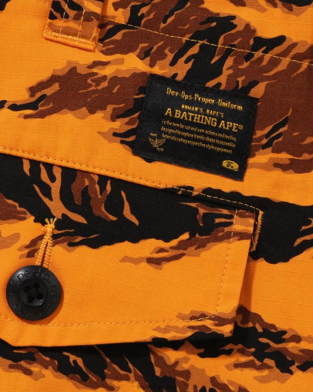 наранџаста мушкарци A Bathing Ape тигер цамо опуштене војне панталоне J4280336