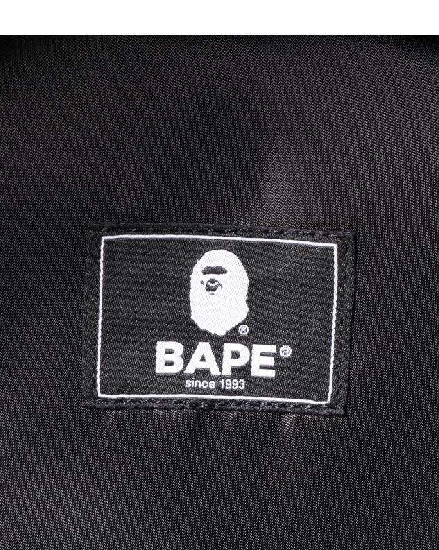 црн мушкарци A Bathing Ape заузет дан ајкула пакет J4280747