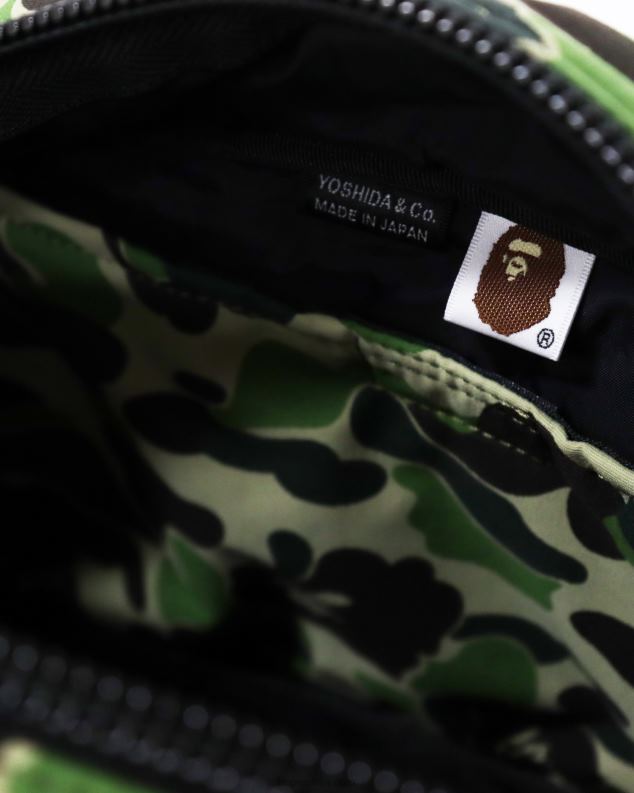 Војничко зелена мушкарци A Bathing Ape портер абц цамо торба око струка J4280755