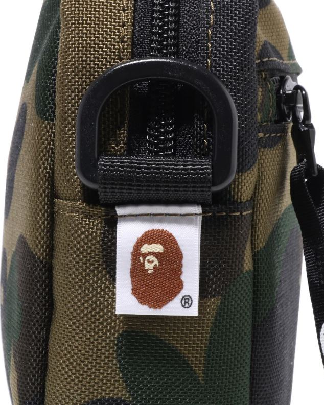 Војничко зелена мушкарци A Bathing Ape 1. цамо мини торба за раме J4280468